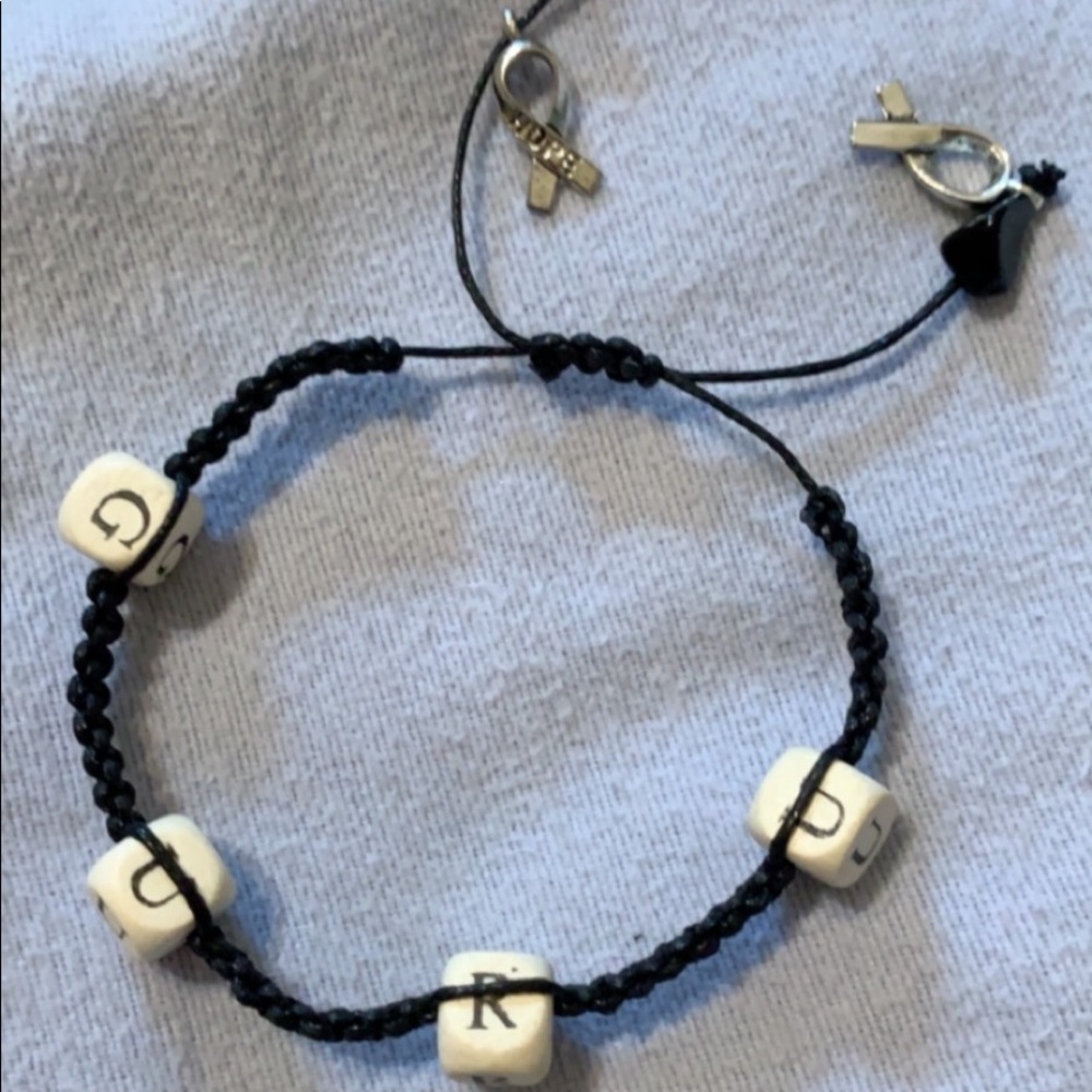 Bracelet